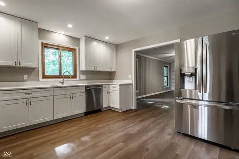 7231 Dean Road Indianapolis IN 46240