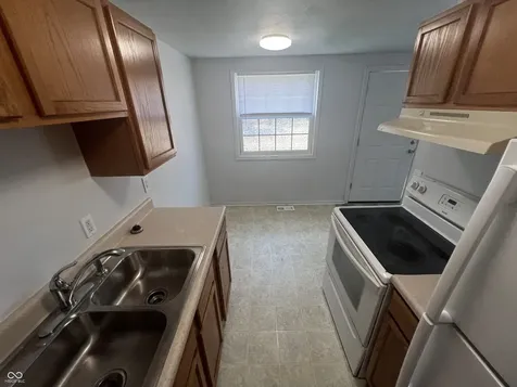 904 Sloan Street Crawfordsville IN 47933