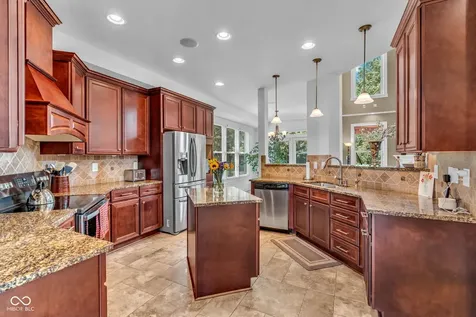 1008 Red Oak Drive Plainfield IN 46168