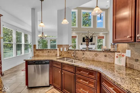 1008 Red Oak Drive Plainfield IN 46168