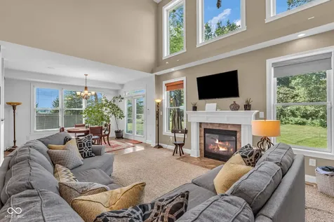 1008 Red Oak Drive Plainfield IN 46168