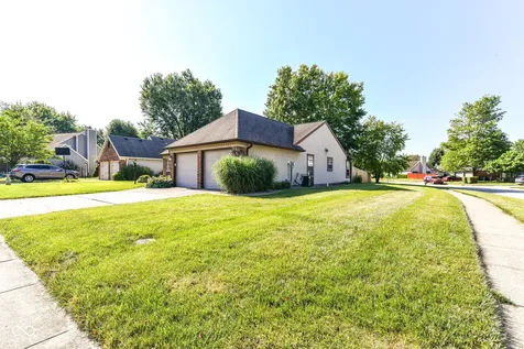 7701 Raleigh Lane Fishers IN 46038