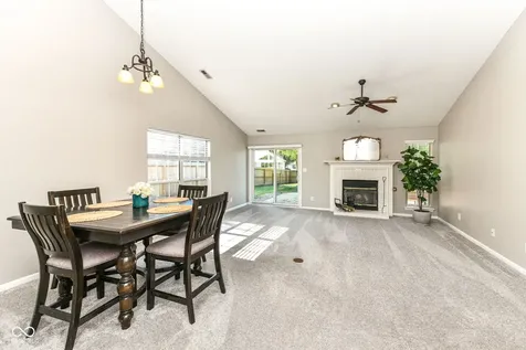 7701 Raleigh Lane Fishers IN 46038