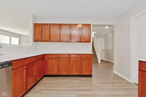 10421 Parmer Circle Fishers IN 46038