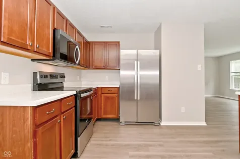 10421 Parmer Circle Fishers IN 46038