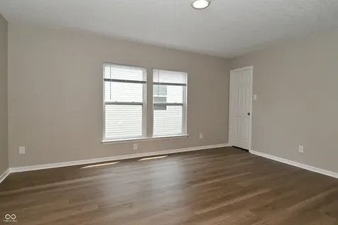 10421 Parmer Circle Fishers IN 46038