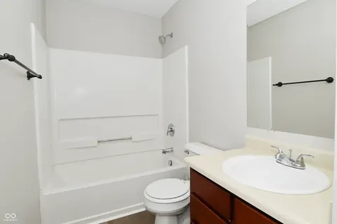 10421 Parmer Circle Fishers IN 46038