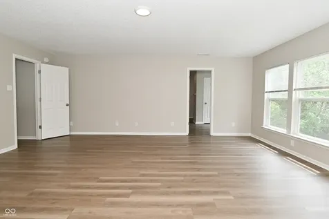 10421 Parmer Circle Fishers IN 46038