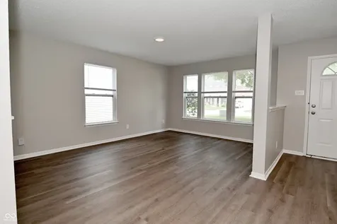 10421 Parmer Circle Fishers IN 46038