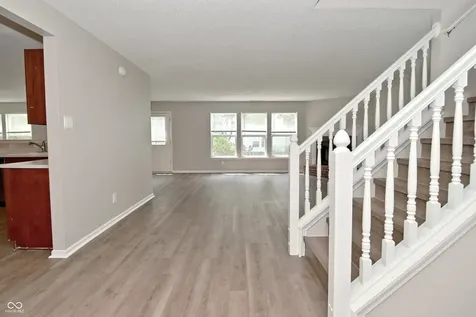10421 Parmer Circle Fishers IN 46038