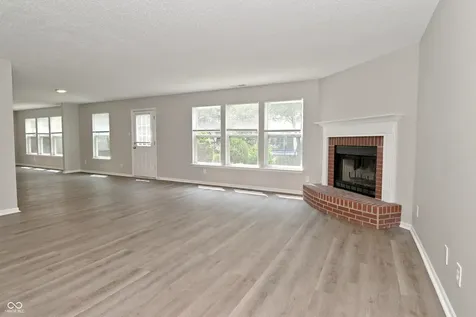 10421 Parmer Circle Fishers IN 46038