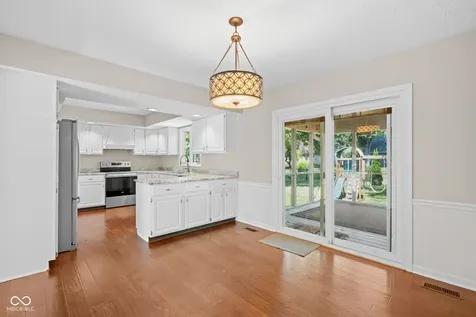 12150 Sunrise Court Indianapolis IN 46229