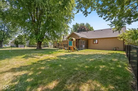 12150 Sunrise Court Indianapolis IN 46229