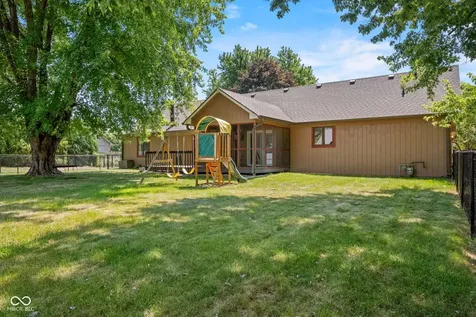 12150 Sunrise Court Indianapolis IN 46229