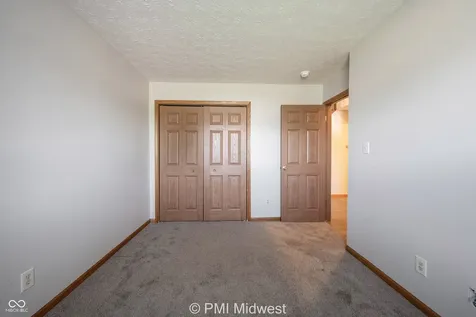 1092 Cobra Drive Franklin IN 46131
