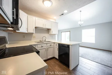 1092 Cobra Drive Franklin IN 46131