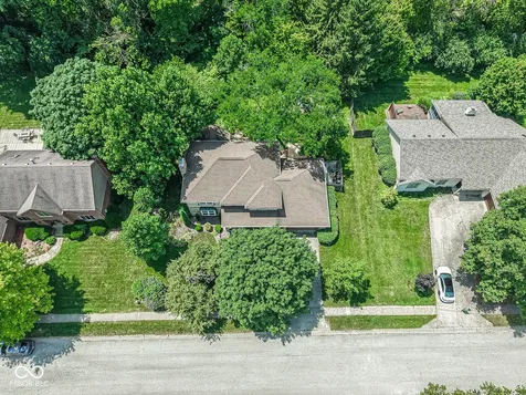 8910 Skippers Way Indianapolis IN 46256