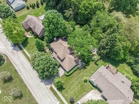 8910 Skippers Way Indianapolis IN 46256