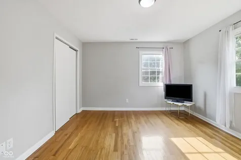 5210 E 46th Street Indianapolis IN 46226