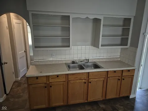 2908 E 17th Street Indianapolis IN 46218
