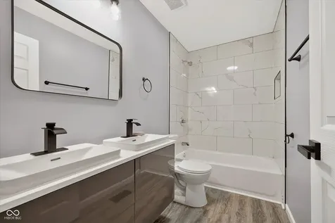 1256 W 33rd Indianapolis IN 46208