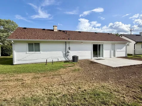 55 Crestview Greenwood IN 46143