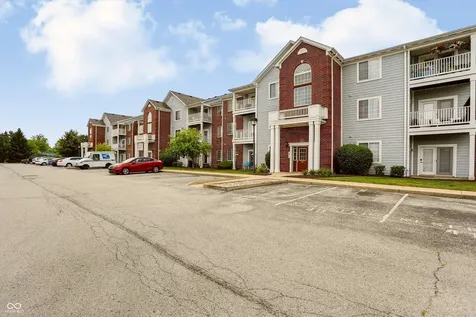 5003 Amber Creek Place Indianapolis IN 46237
