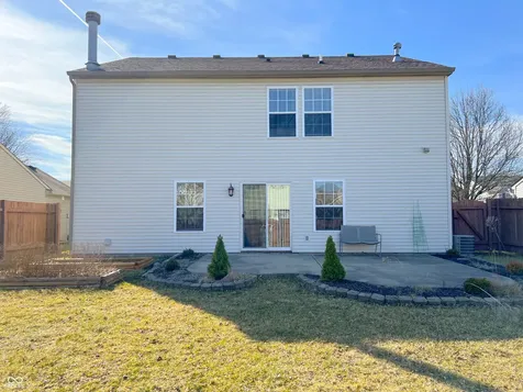 14243 Holly Berry Circle Fishers IN 46038