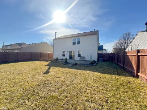 14243 Holly Berry Circle Fishers IN 46038