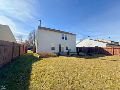 14243 Holly Berry Circle Fishers IN 46038