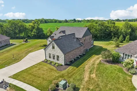 134 Lakeside Drive Pittsboro IN 46167