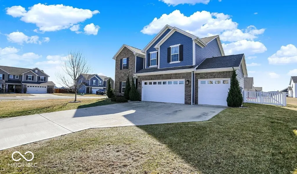 8171 Brookville Way Avon IN 46123