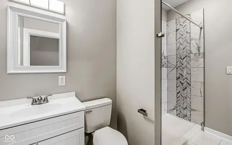 3239-3241 Boulevard Place Indianapolis IN 46208
