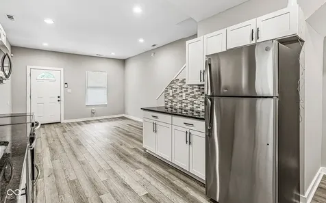 3239-3241 Boulevard Place Indianapolis IN 46208