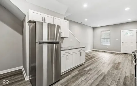3239-3241 Boulevard Place Indianapolis IN 46208