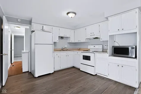 10245 Chris Drive Indianapolis IN 46229