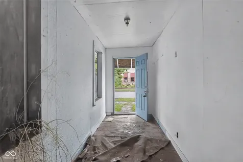 639 Warren Avenue Indianapolis IN 46221