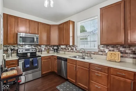 425 Dylan Drive Avon IN 46123