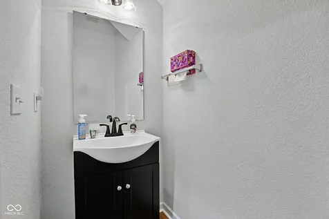 612 Rockport Place Westfield IN 46074