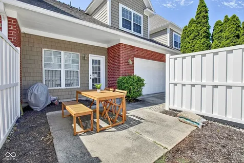 612 Rockport Place Westfield IN 46074