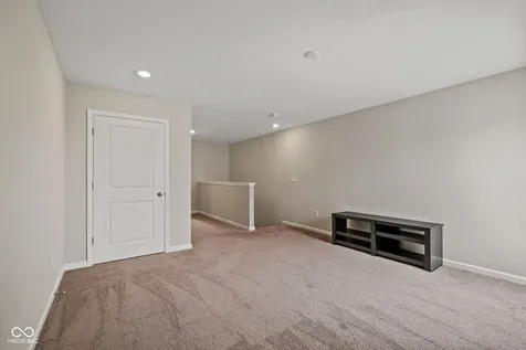 952 Borealis Drive Franklin IN 46131