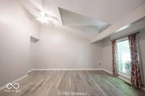 120 E King Avenue Franklin IN 46131