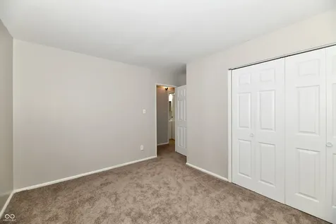 3060 Midvale Drive Indianapolis IN 46222