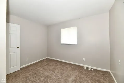 3060 Midvale Drive Indianapolis IN 46222