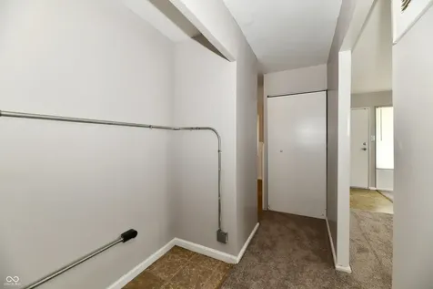 3060 Midvale Drive Indianapolis IN 46222