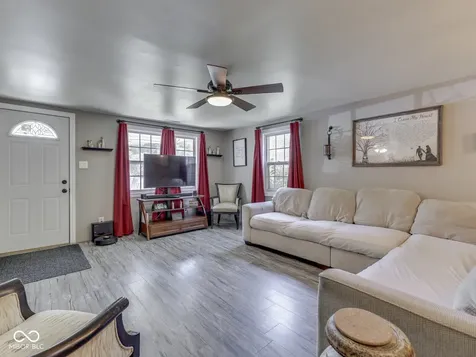 3123 S Roena Street Indianapolis IN 46241