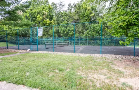 5518 Greenview Drive Indianapolis IN 46220