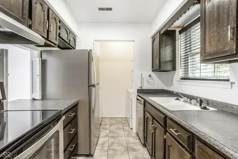 5518 Greenview Drive Indianapolis IN 46220