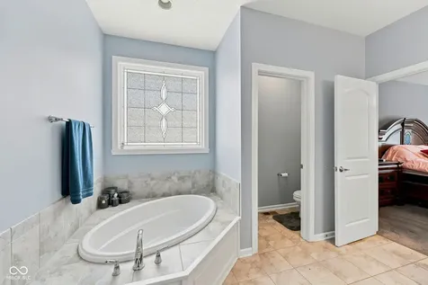 11568 Full Moon Court Noblesville IN 46060