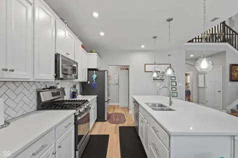 7930 Sunset Ridge Parkway Indianapolis IN 46259